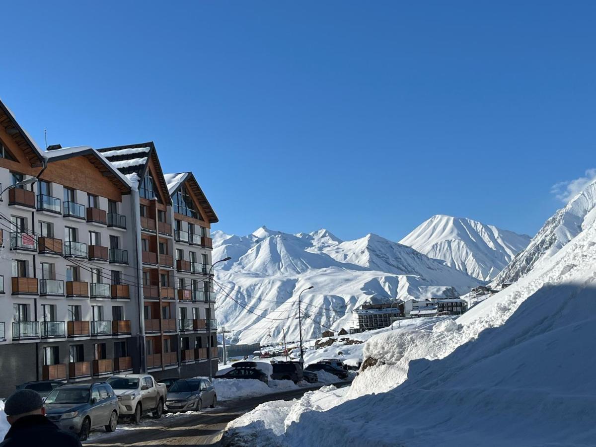 Апартаменты Stuning Views On Mountains, Гудаури Экстерьер фото